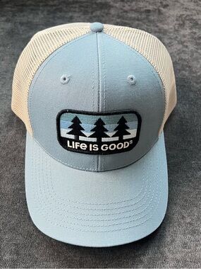 NWOT Life Is Good Women’s Snap Back Hat